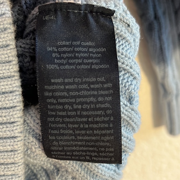 Tommy Hilfiger S/P dark and light blue sweater . - Picture 5 of 7